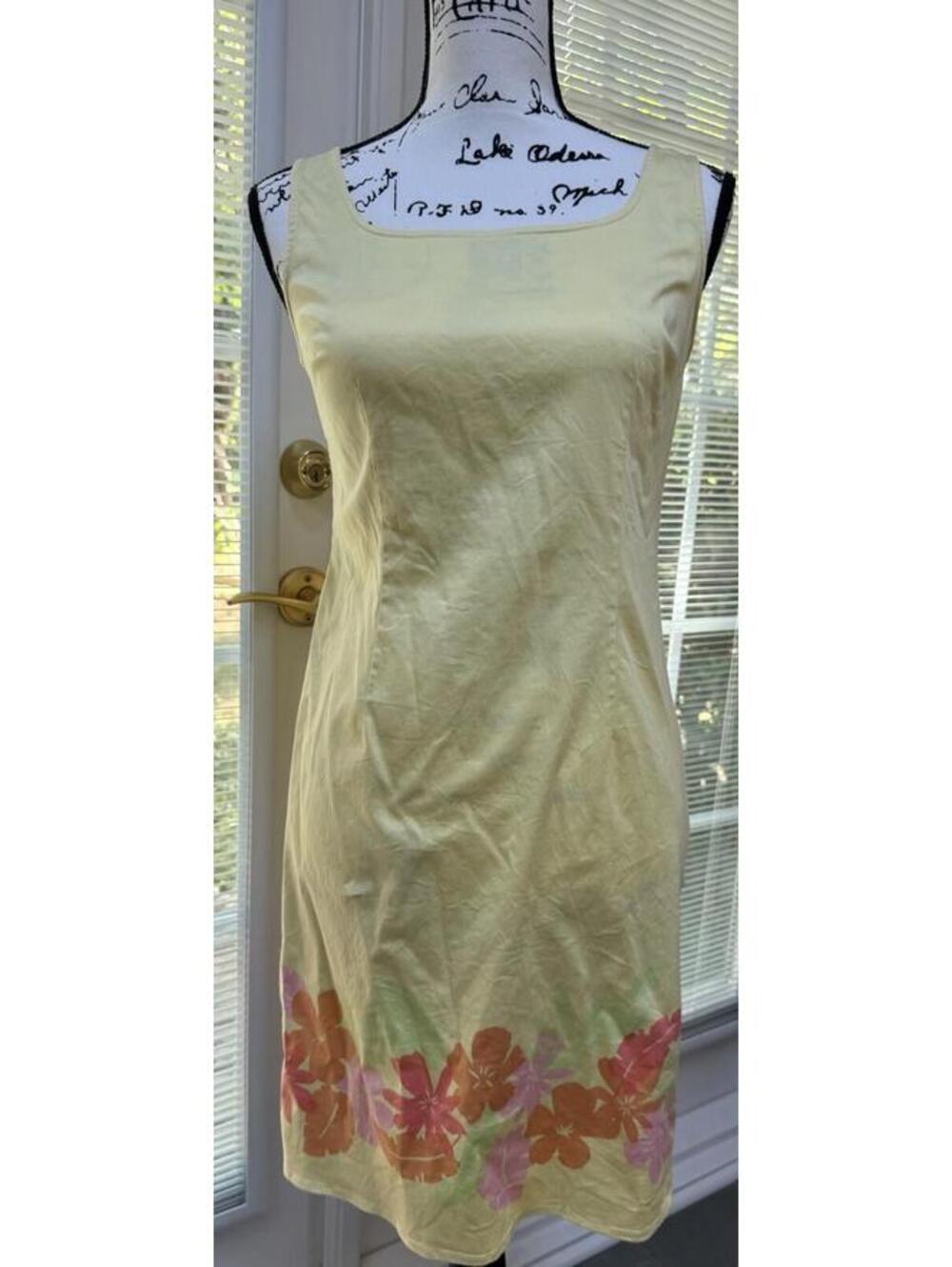 Ann Taylor Loft Stretch Yellow Floral Dress. Size 6. EUC